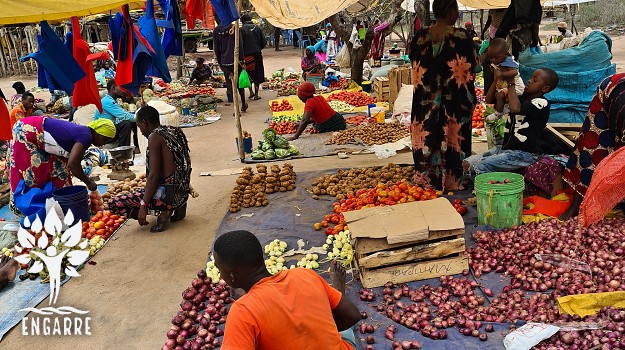 Miestny trh v pevninskej Tanzánii